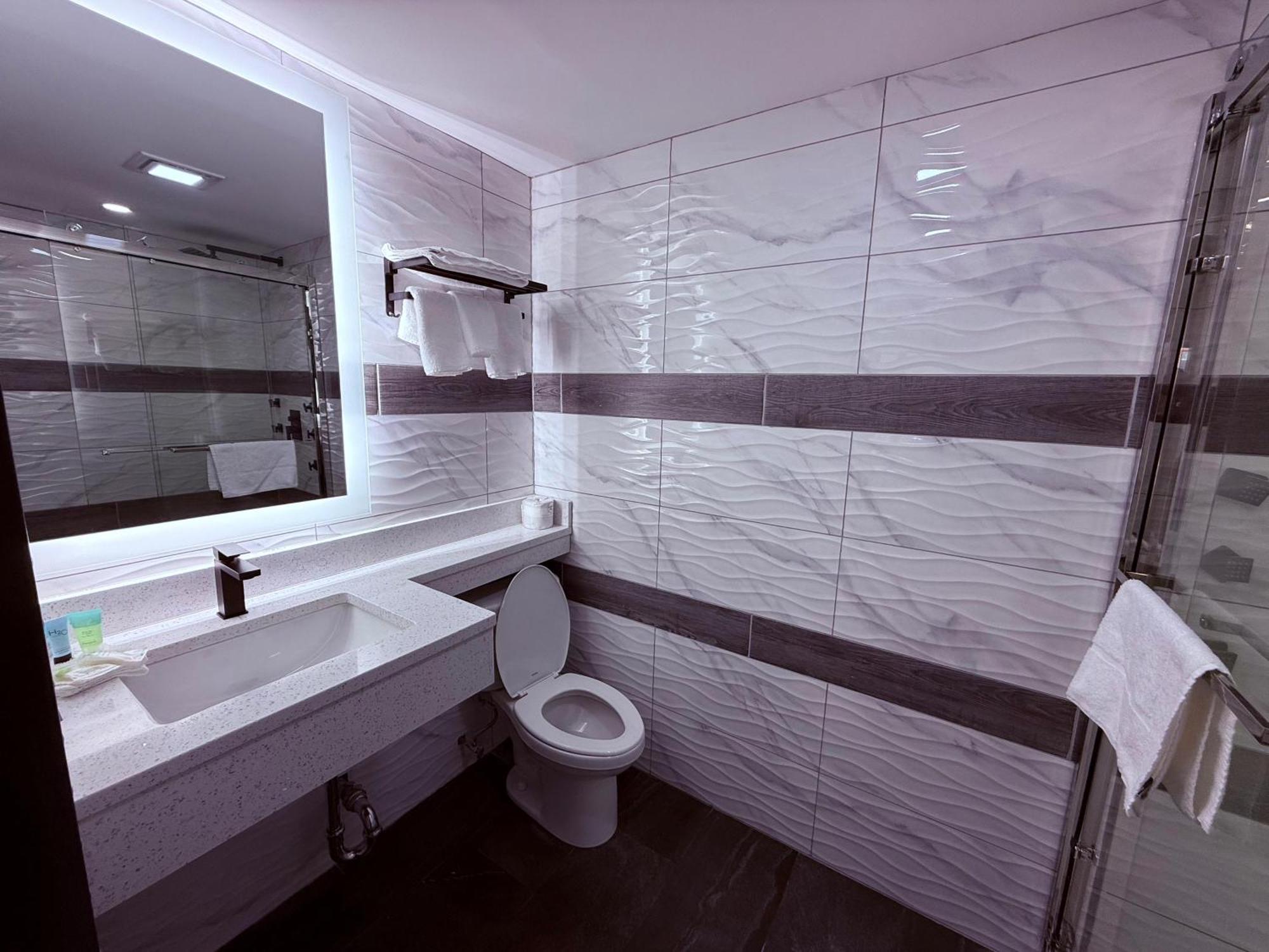 The Vine Hotel Bronx New New York Eksteriør bilde